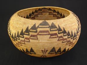 A large Mono Lake Paiute basket by Tina Charlie