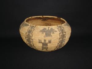 A Havasupai basket