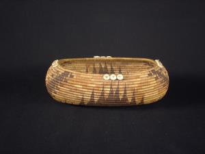 A very nice Pomo oval boat basket